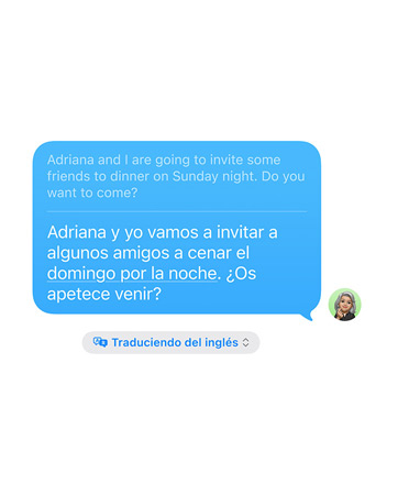 Fonctionnalité Traduction en direct en cours d’utilisation dans Messages affichant une traduction de l’anglais vers l’espagnol